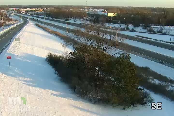 Pine Springs: I-694 WB @ Century Ave