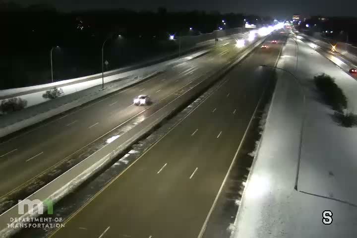 Golden Valley: T.H.100 SB @ Duluth St