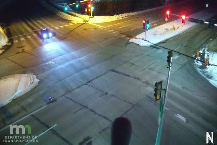 Mendota Heights: T.H.13 NB @ Pilot Knob Rd