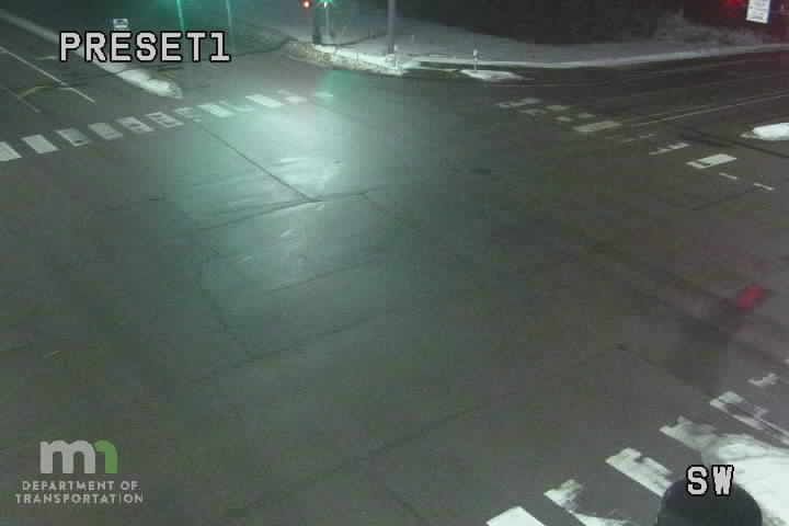 Chaska: T.H.41 NB @ Hundertmark Rd WB