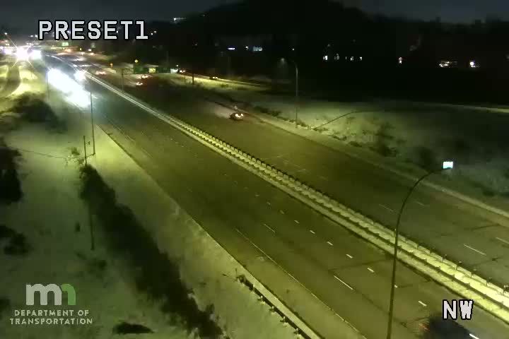 Edina: Indian Hills: T.H.62 EB @ Gleason Rd