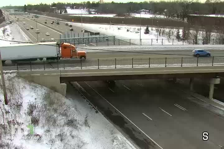 Little Canada: I-35E NB - Rd