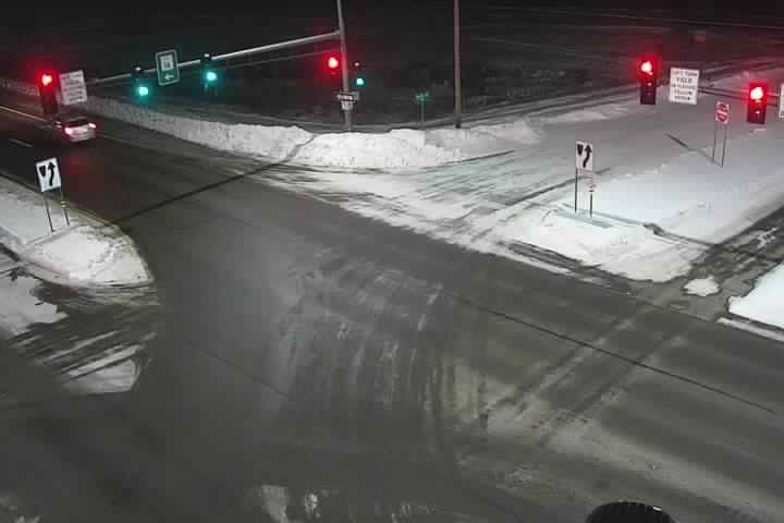 Jenkins: T.H.371 NB @ Co Rd 16 WB