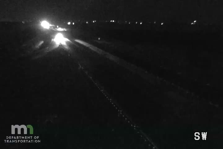 Hope: I-35 NB @ C.S.A.H.4 EB (MP 32.8)