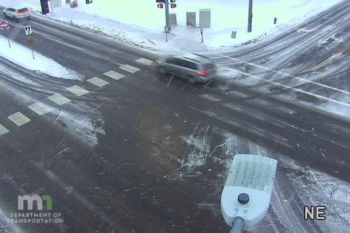 West St. Paul: Robert St SB @ Lottenbach Ave