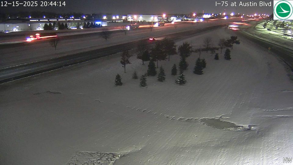 Royal Springs Estates: I-75 at Austin Blvd