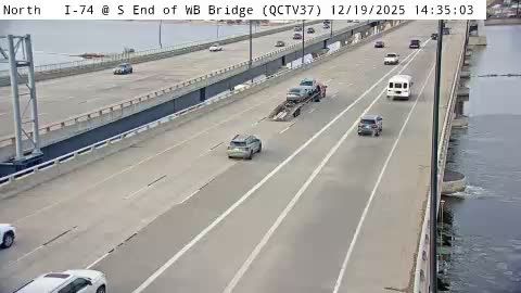 Moline: QC - I-74 @ S End of WB Bridge (37)