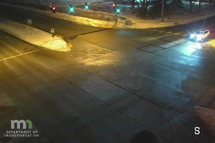 Chanhassen: T.H.5 WB @ Audubon Rd