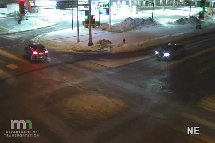 Oakdale: T.H.120 SB @ 10th St EB