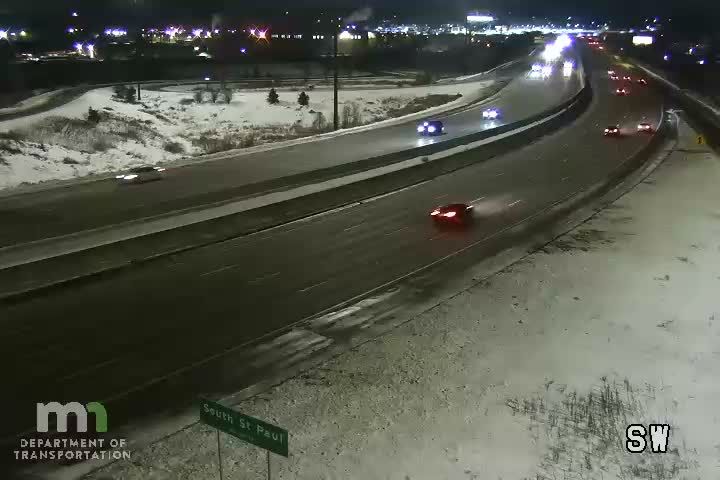 South St. Paul: I-494 WB @ Hardman Ave