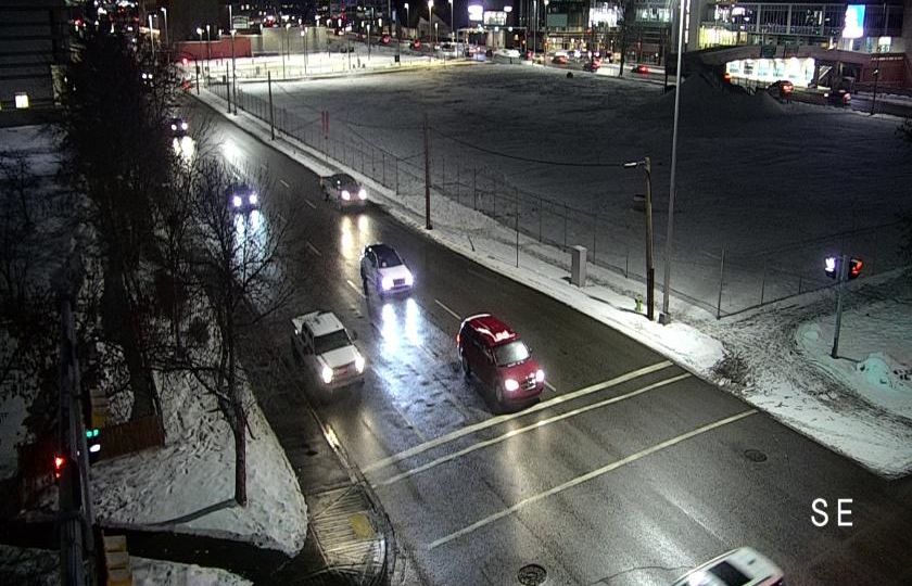 Chinatown: 4 Avenue - Macleod Trail S