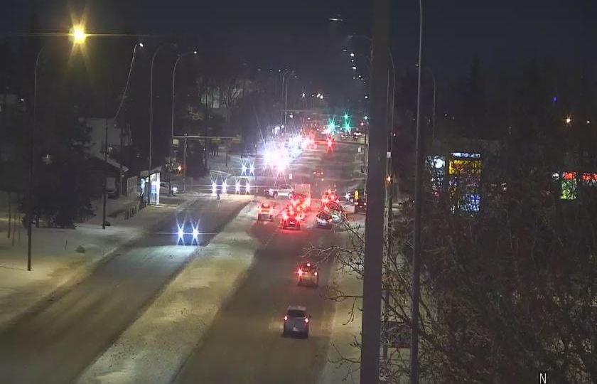 Pineridge: 32 Avenue - 52 Street NE