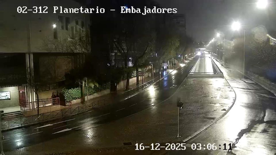 Madrid: Legazpi: PLANETARIO EMBAJADORES