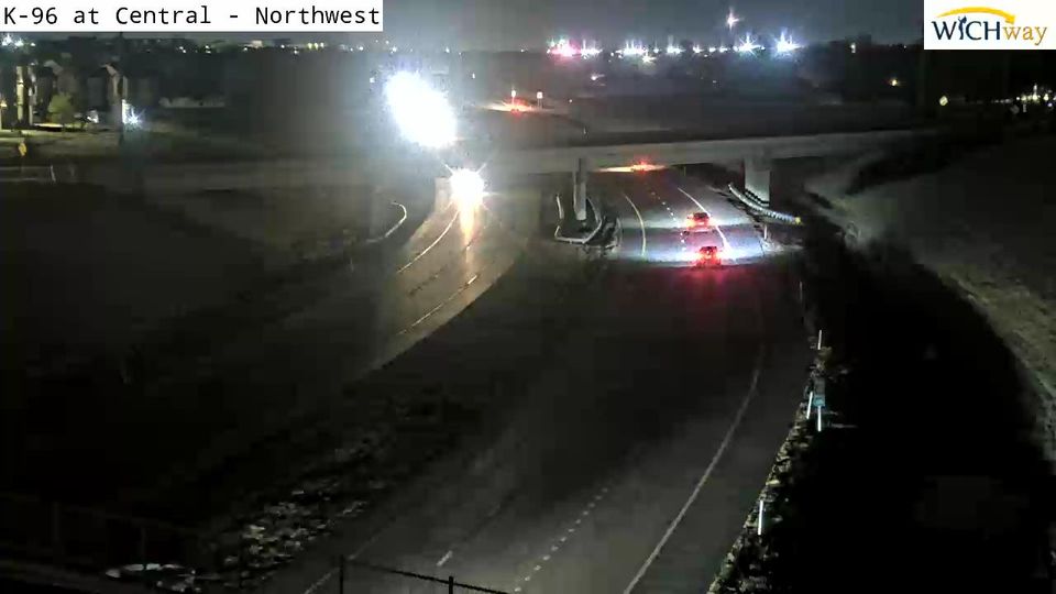 Park East: K-96 at Central