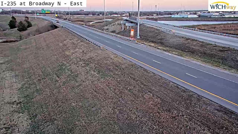 Wichita Heights: I-235 at EO Broadway N