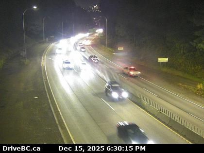 North Vancouver: Cedar Village › East: Highway 1 near the Lynn Valley Road on-ramp, looking east