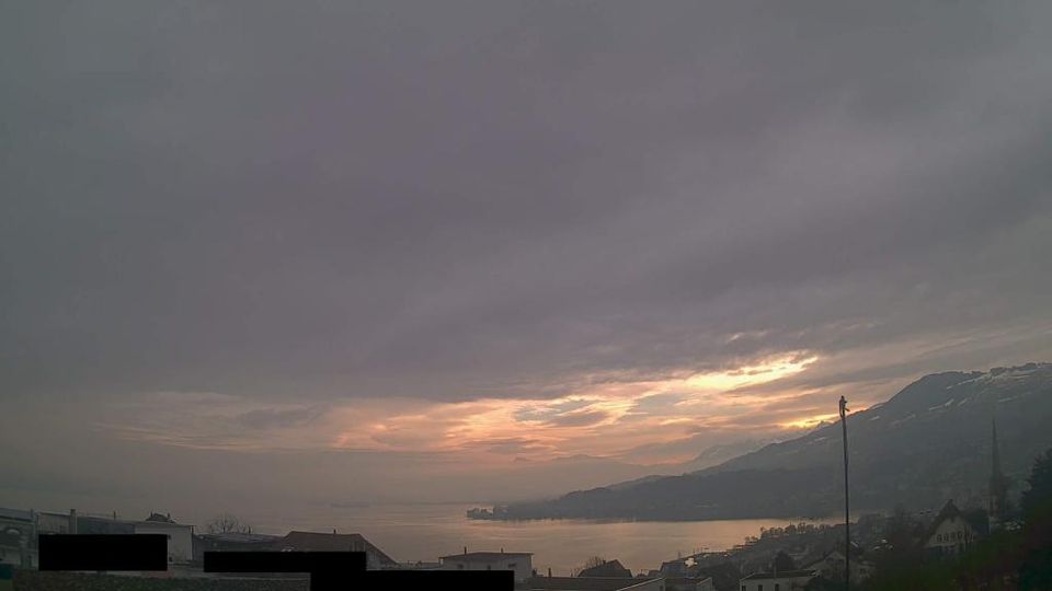 Richterswil › East