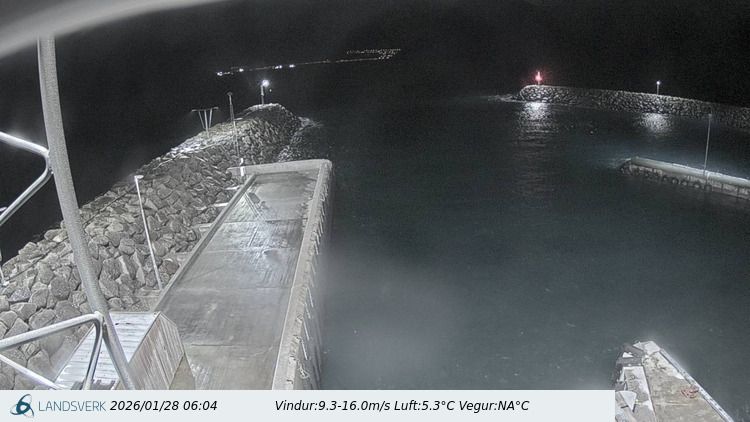 Syradalur, Kal › East