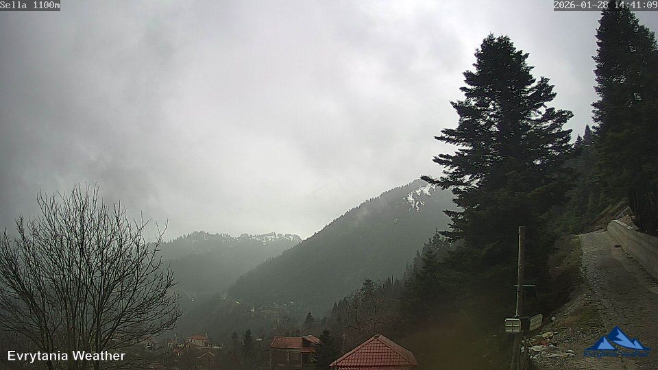 Karpenisi › East: Sella