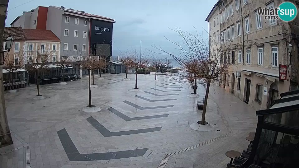 Senj: Center of - city - Pavlin square - Live Cam Dalmatia
