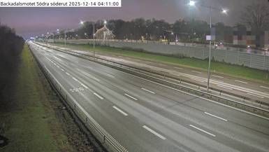 Skalltorp › South-west: Backadalsmotet Södra söderut