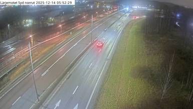 Hjallbo › North-east: Lärjemotet Syd norrut