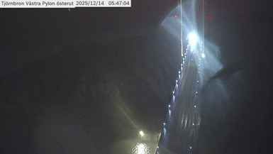 Myggenas › South-east: Tjörnbron Västra Pylon österut