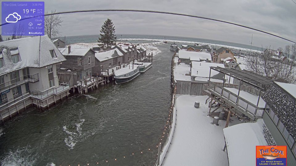 Fishtown › West: The Cove Restaurant