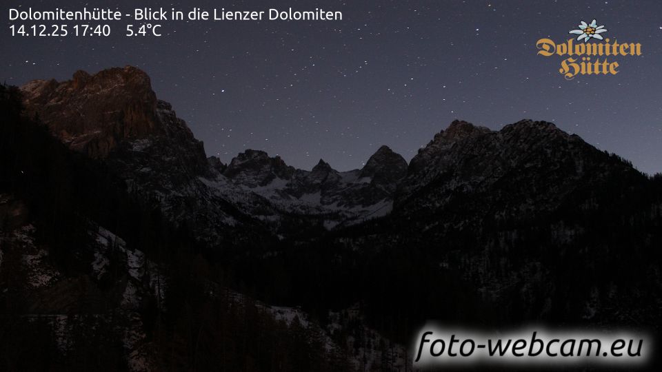 Gemeinde Amlach: Dolomitenhütte - Blick in die Lienzer Dolomiten