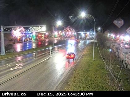 Radium Hot Springs › South: Highway 93/95 roundabout at - looking southbound on Highway 93/95