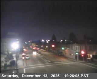 Oakland: Golden Gate › South: T263S - SR-13 : RTE 13 Ashby Ave & Seventh St (South View)