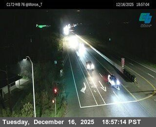 San Luis Rey Heights › West: C172) WB 76: Via Monserate Top