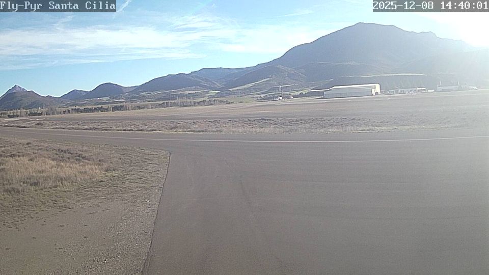 Santa Cilia: Santa Cilia-Los Pirineos Airport