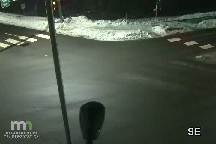 Maplewood: T.H.61 SB @ Frost Ave