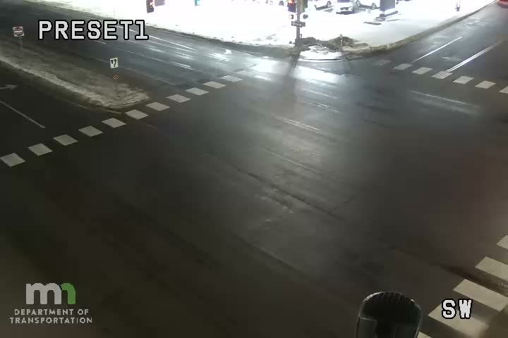 Vadnais Heights: T.H.61 NB @ Willow Lake Rd