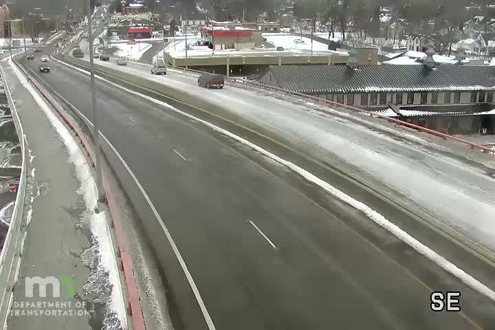 Hastings: T.H.61 NB @ 2nd St