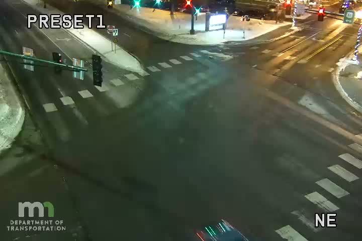 White Bear Lake: T.H.61 SB @ 4th St