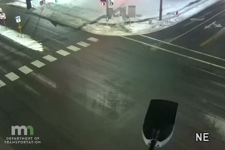 West St. Paul: Robert St SB @ Lottenbach Ave