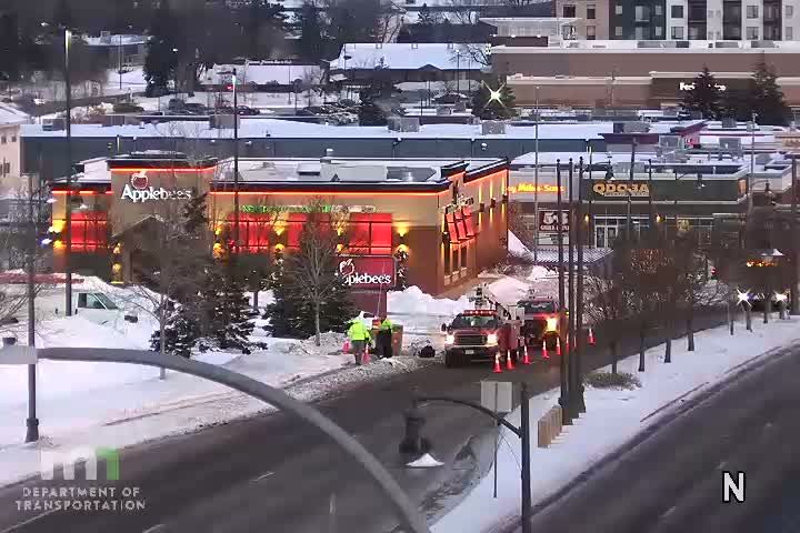 West St. Paul: Robert St NB @ Marie Ave