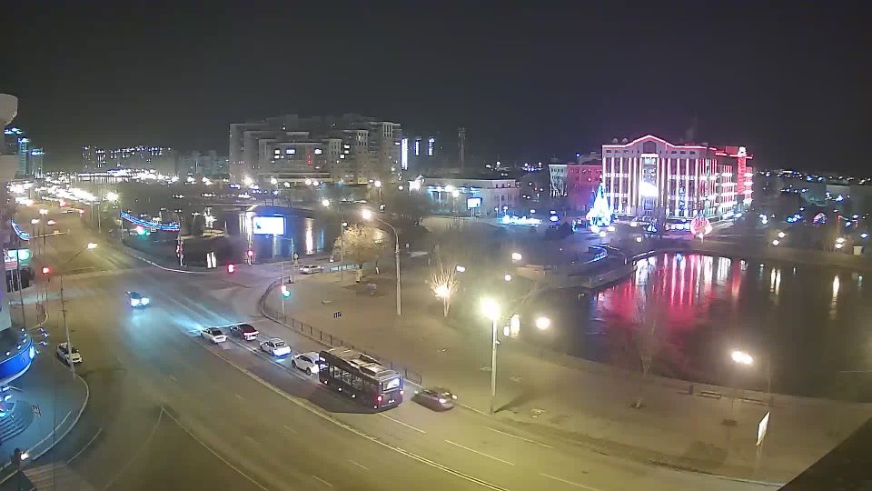 Astrakhan: Астрахань, Адмиралтейская (Желябова), 4