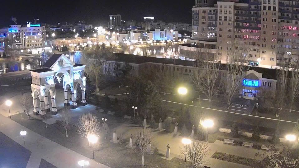 Astrakhan: Астрахань, Губернатора Анатолия Гужвина проспект, 10