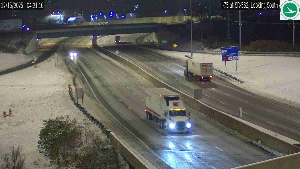 Cincinnati: Bond Hill: I-75 at SR-562, Looking South