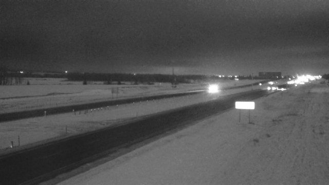 Blackfalds: Hwy 2: North of Hwy 11A Red Deer