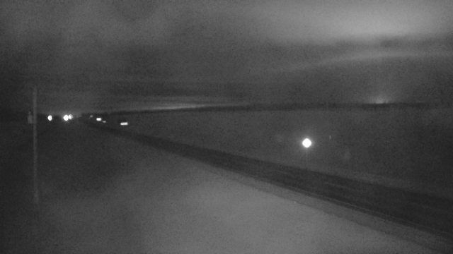 Grande Prairie: Hwy 43: East of Alberta/BC border near Demmit