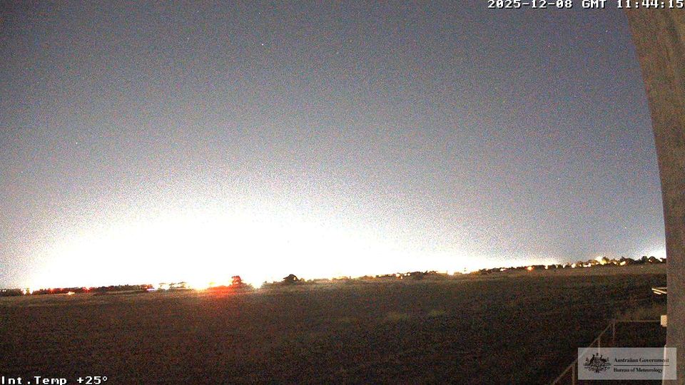 Forbes › South-west: Parafield Airport -> 225 deg