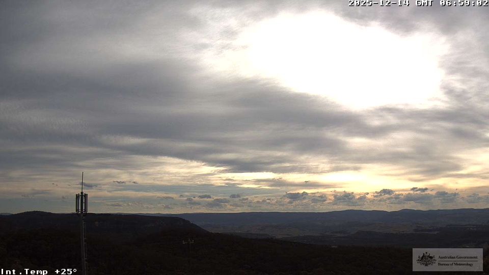 Lethbridge › South-west: Mount Boyce -> 225 deg