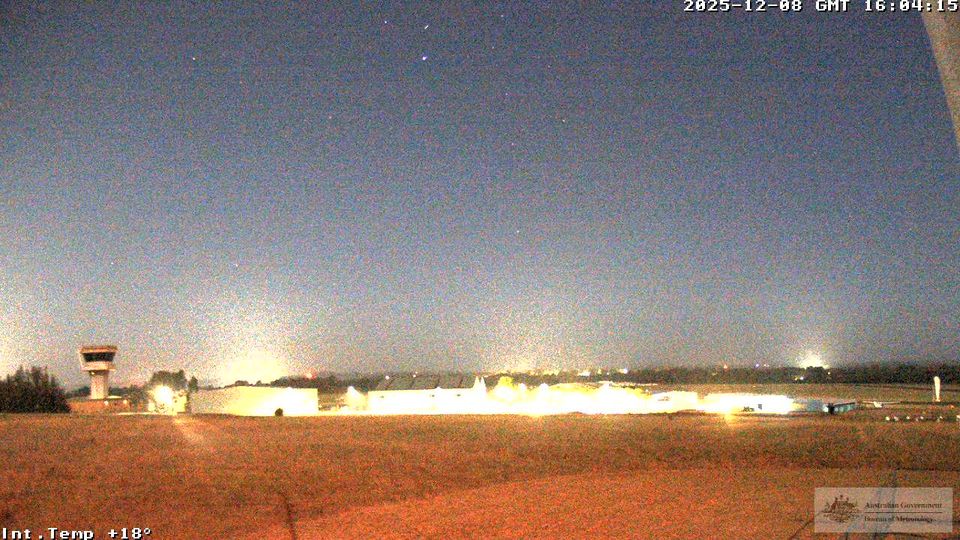 Morwell › South-west: Camden Airport -> 225 deg