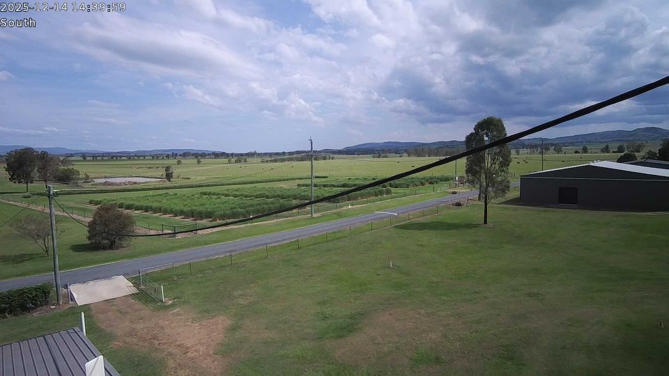 Swan Hill › South: Watts Bridge Airfield -> 180 deg