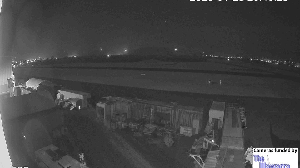 Glenmaggie › South-east: Wollongong - YWOL -> ESE