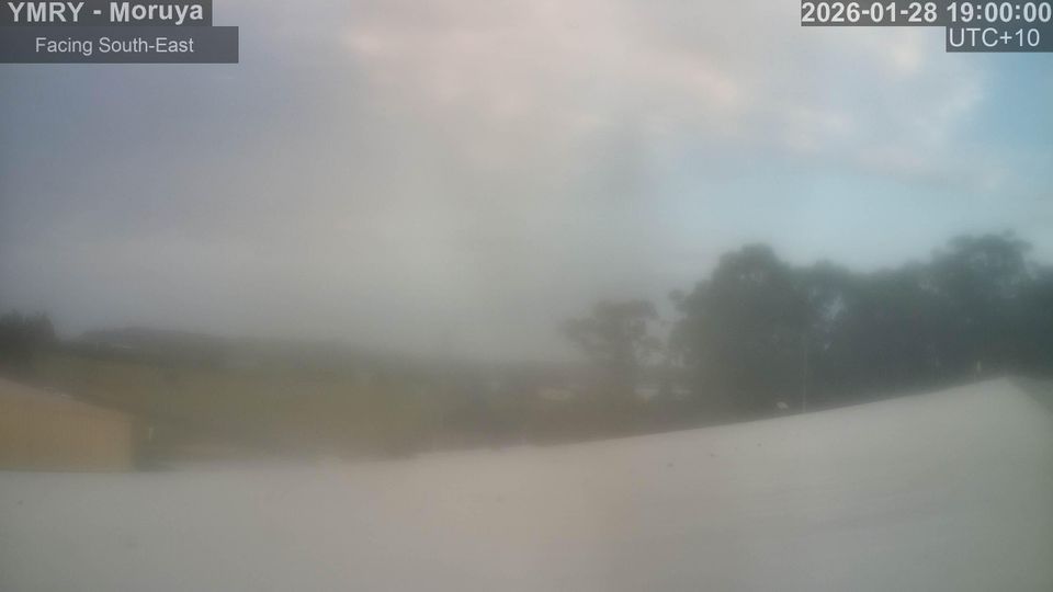 Glenmaggie › South-east: YMRY - Moruya -> Facing South-East